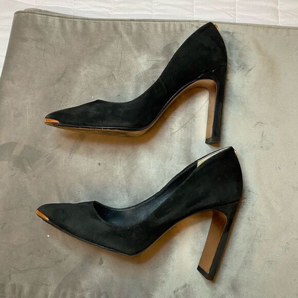 Ted Baker genuine suede heels, size 38(8) - Picture 5 of 10